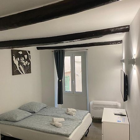 מנטון Renovated Studio In The Heart Of The Old Town מראה חיצוני תמונה