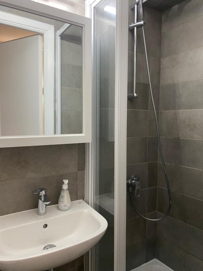 מנטון Renovated Studio In The Heart Of The Old Town מראה חיצוני תמונה