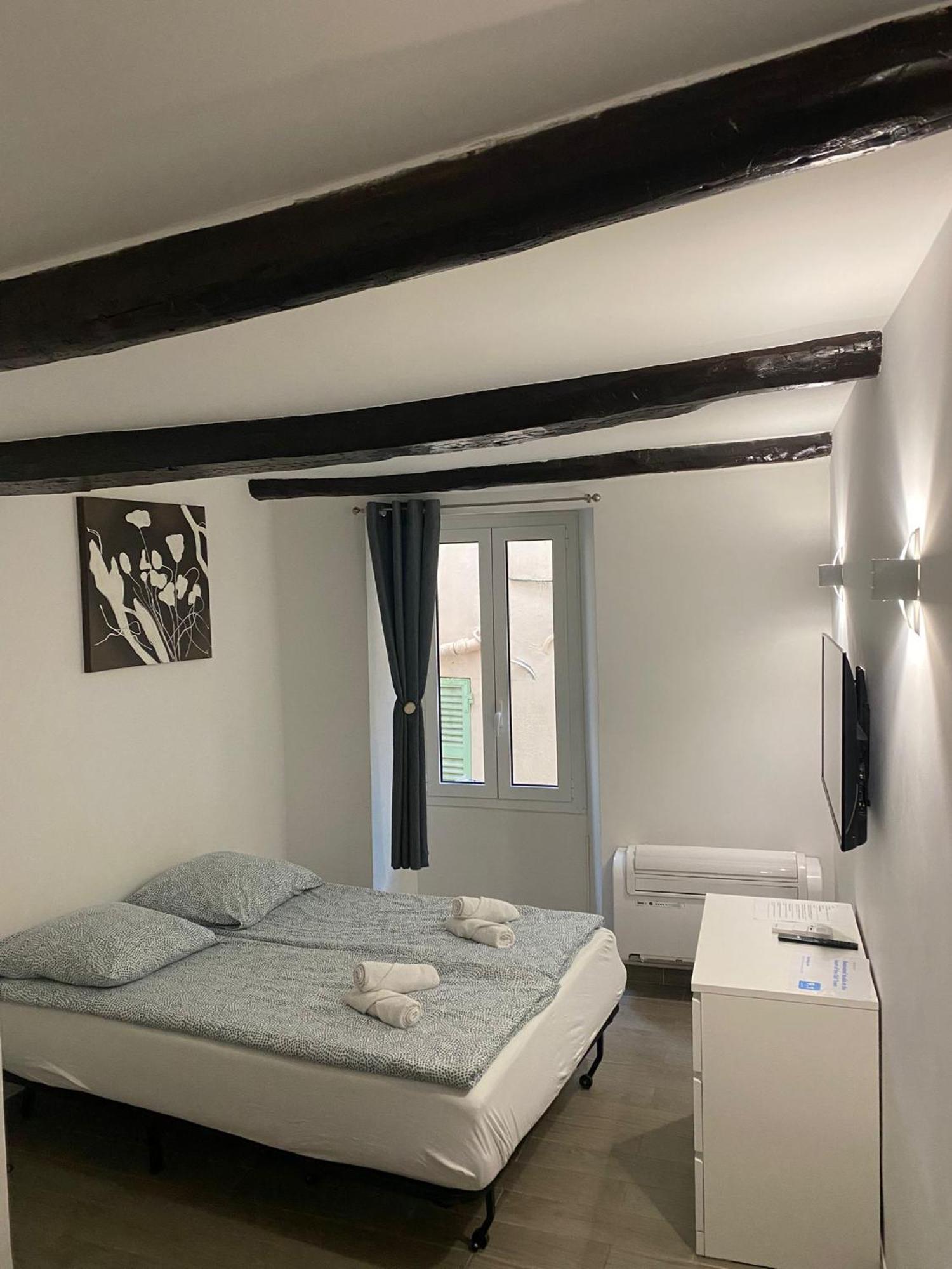מנטון Renovated Studio In The Heart Of The Old Town מראה חיצוני תמונה